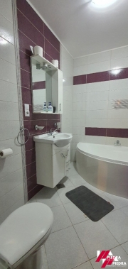 2787_20210210_174829_thb