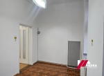 Vand apartament de 3 camere situat pe B-dul Victoriei la etajul 1