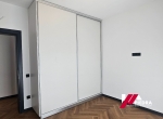 Vand apartament de 3 camere,cu 2 locuri de parcare situat in Turnisor, pe str.Bieltz intr-un bloc nou, la etajul 1, 57,4m