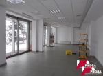 1000296564 Inchiriez spatiu comercial situat pe Calea Dumbravii cu o suprafata de 112mp